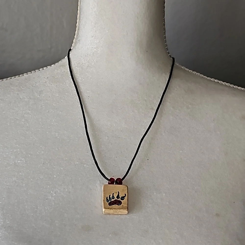 Adjustable Bear Paw Pendant Necklace 💙